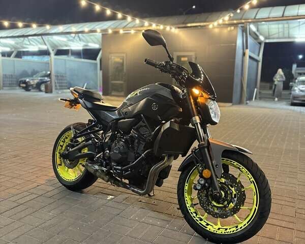 Серый Ямаха MT-07, объемом двигателя 0.7 л и пробегом 41 тыс. км за 6699 $, фото 11 на Automoto.ua