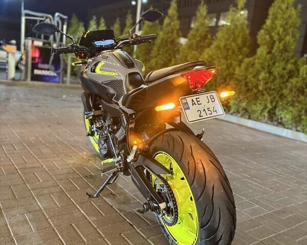 Серый Ямаха MT-07, объемом двигателя 0.7 л и пробегом 41 тыс. км за 6699 $, фото 18 на Automoto.ua