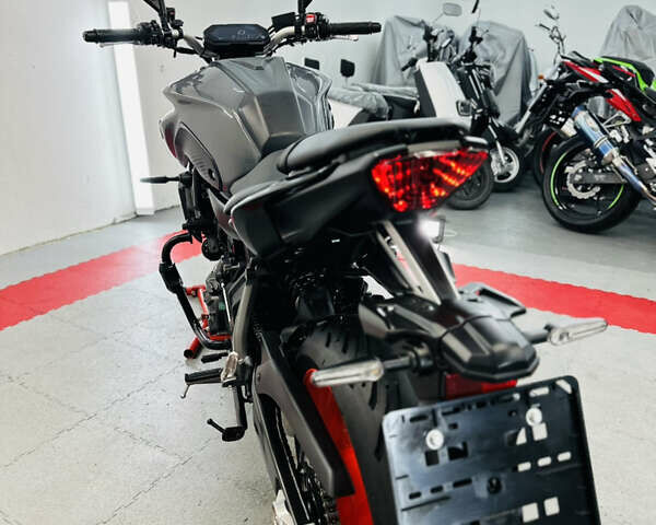 Серый Ямаха MT-07, объемом двигателя 0.7 л и пробегом 24 тыс. км за 7800 $, фото 9 на Automoto.ua