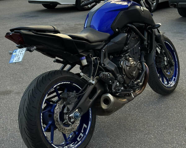 Синій Ямаха MT-07, об'ємом двигуна 0.69 л та пробігом 15 тис. км за 7400 $, фото 2 на Automoto.ua