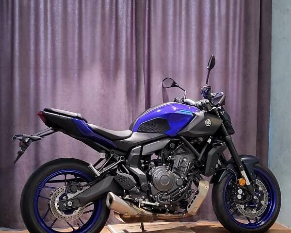 Синий Ямаха MT-07, объемом двигателя 0.69 л и пробегом 4 тыс. км за 9700 $, фото 2 на Automoto.ua