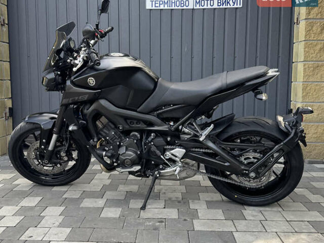 Черный Ямаха MT-09, объемом двигателя 0.9 л и пробегом 28 тыс. км за 9500 $, фото 5 на Automoto.ua