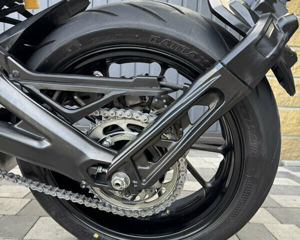 Черный Ямаха MT-09, объемом двигателя 0.9 л и пробегом 28 тыс. км за 9500 $, фото 7 на Automoto.ua