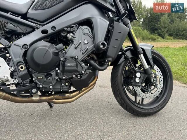 Черный Ямаха MT-09, объемом двигателя 0.89 л и пробегом 12 тыс. км за 12000 $, фото 20 на Automoto.ua