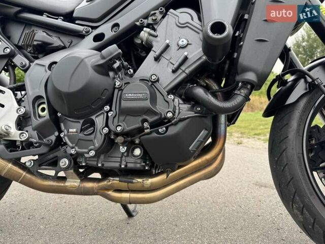 Черный Ямаха MT-09, объемом двигателя 0.89 л и пробегом 12 тыс. км за 12000 $, фото 18 на Automoto.ua