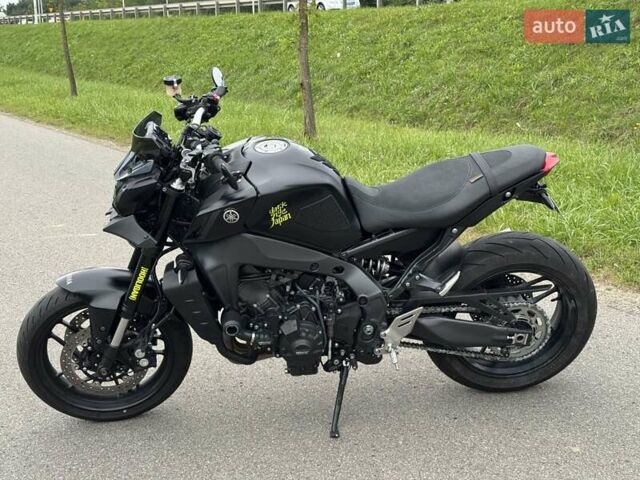Черный Ямаха MT-09, объемом двигателя 0.89 л и пробегом 12 тыс. км за 12000 $, фото 3 на Automoto.ua