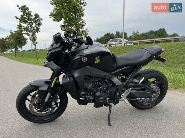 Черный Ямаха MT-09, объемом двигателя 0.89 л и пробегом 12 тыс. км за 12000 $, фото 2 на Automoto.ua