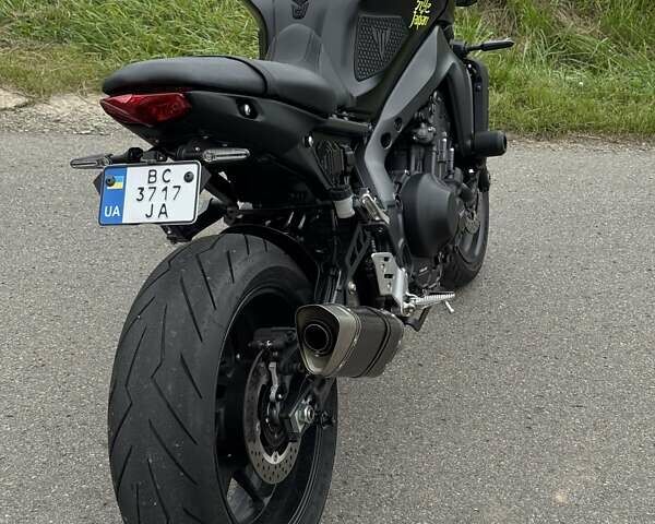 Черный Ямаха MT-09, объемом двигателя 0.89 л и пробегом 12 тыс. км за 12000 $, фото 6 на Automoto.ua
