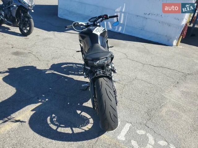 Черный Ямаха MT-09, объемом двигателя 0 л и пробегом 12 тыс. км за 4300 $, фото 3 на Automoto.ua
