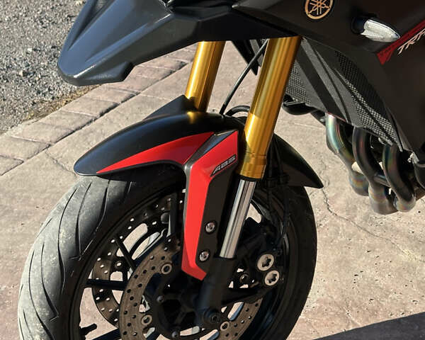 Красный Ямаха MT-09, объемом двигателя 0.85 л и пробегом 32 тыс. км за 8500 $, фото 24 на Automoto.ua