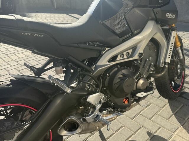 Ямаха MT-09, объемом двигателя 0.9 л и пробегом 0 тыс. км за 8400 $, фото 9 на Automoto.ua