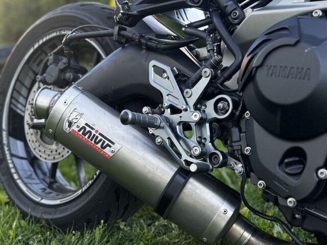 Ямаха MT-09, объемом двигателя 0.85 л и пробегом 0 тыс. км за 8100 $, фото 4 на Automoto.ua