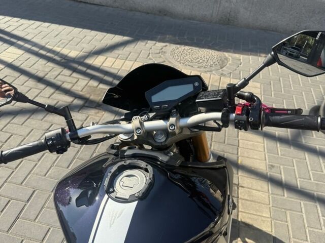 Ямаха MT-09, объемом двигателя 0.9 л и пробегом 0 тыс. км за 8400 $, фото 14 на Automoto.ua