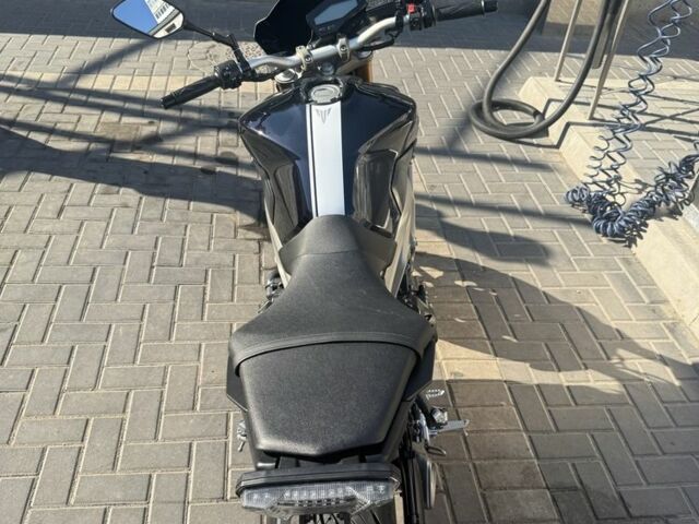 Ямаха MT-09, объемом двигателя 0.9 л и пробегом 0 тыс. км за 8400 $, фото 8 на Automoto.ua