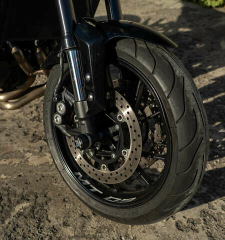Ямаха MT-09, объемом двигателя 0.9 л и пробегом 43 тыс. км за 8300 $, фото 5 на Automoto.ua