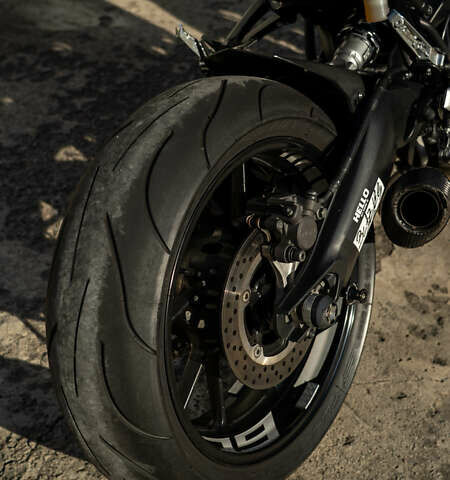 Ямаха MT-09, объемом двигателя 0.9 л и пробегом 43 тыс. км за 8300 $, фото 7 на Automoto.ua