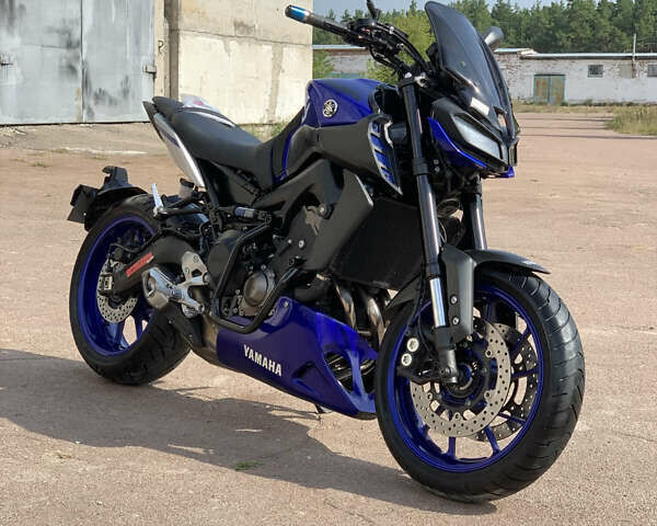 Ямаха MT-09, объемом двигателя 0 л и пробегом 16 тыс. км за 9600 $, фото 1 на Automoto.ua
