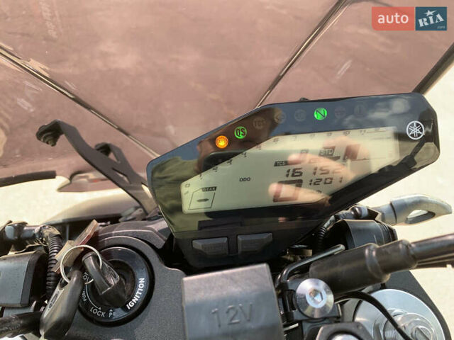 Ямаха MT-09, объемом двигателя 0 л и пробегом 16 тыс. км за 9600 $, фото 13 на Automoto.ua