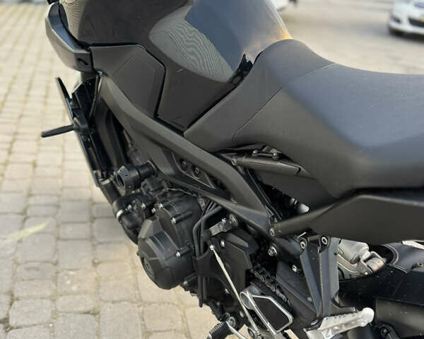 Ямаха MT-09, объемом двигателя 0.9 л и пробегом 20 тыс. км за 5500 $, фото 4 на Automoto.ua