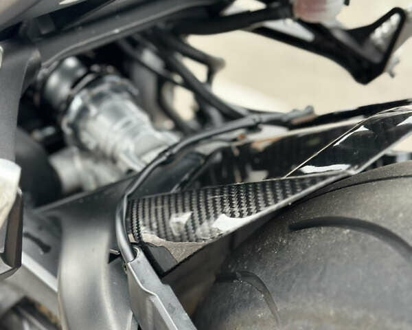 Ямаха MT-09, объемом двигателя 0.85 л и пробегом 14 тыс. км за 9900 $, фото 6 на Automoto.ua