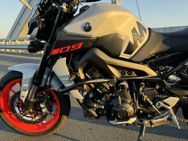 Ямаха MT-09, об'ємом двигуна 0.85 л та пробігом 0 тис. км за 10600 $, фото 6 на Automoto.ua