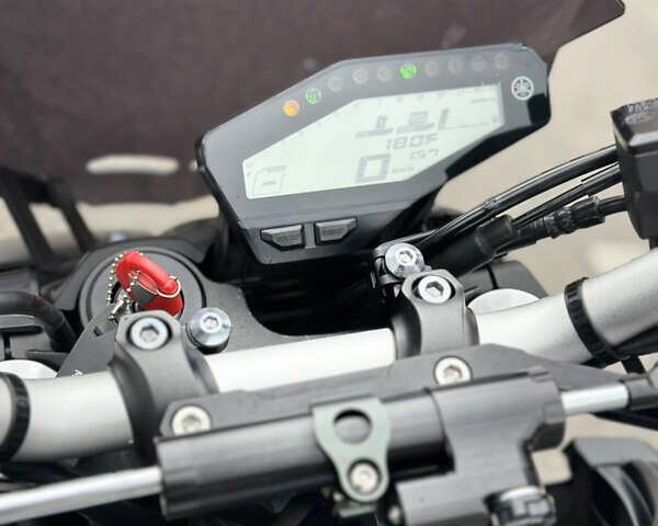 Ямаха MT-09, объемом двигателя 0.85 л и пробегом 14 тыс. км за 9900 $, фото 9 на Automoto.ua