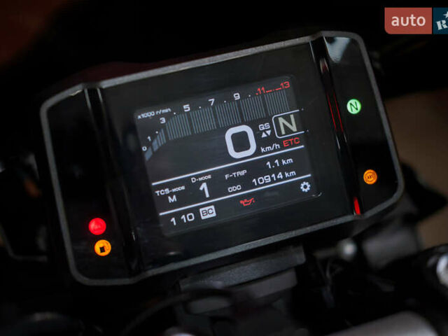 Ямаха MT-09, объемом двигателя 0.9 л и пробегом 10 тыс. км за 13000 $, фото 8 на Automoto.ua