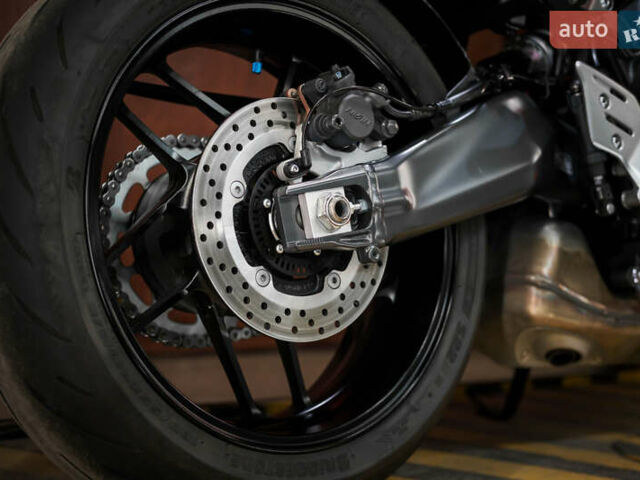 Ямаха MT-09, объемом двигателя 0.9 л и пробегом 10 тыс. км за 13000 $, фото 14 на Automoto.ua