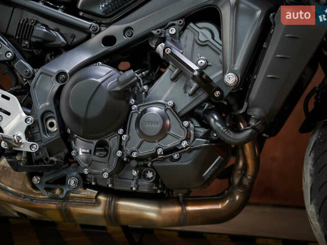 Ямаха MT-09, объемом двигателя 0.9 л и пробегом 10 тыс. км за 13000 $, фото 9 на Automoto.ua