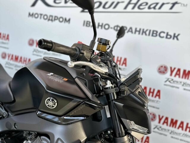 Ямаха MT-09, объемом двигателя 0.9 л и пробегом 0 тыс. км за 14890 $, фото 3 на Automoto.ua