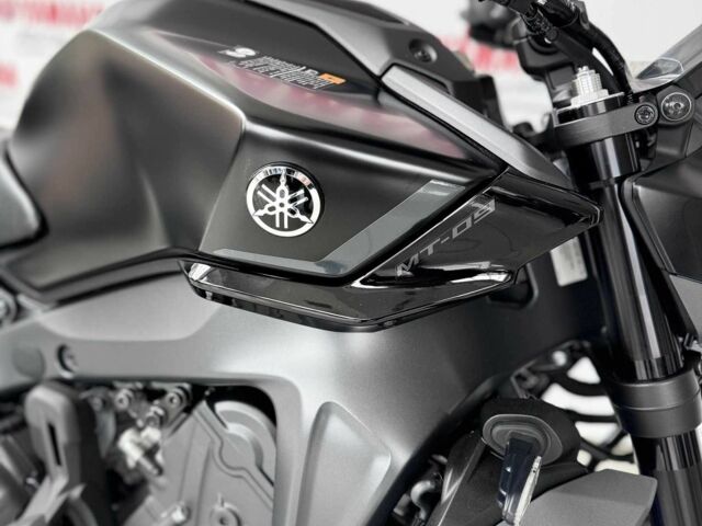 Ямаха MT-09, объемом двигателя 0.9 л и пробегом 0 тыс. км за 14890 $, фото 2 на Automoto.ua
