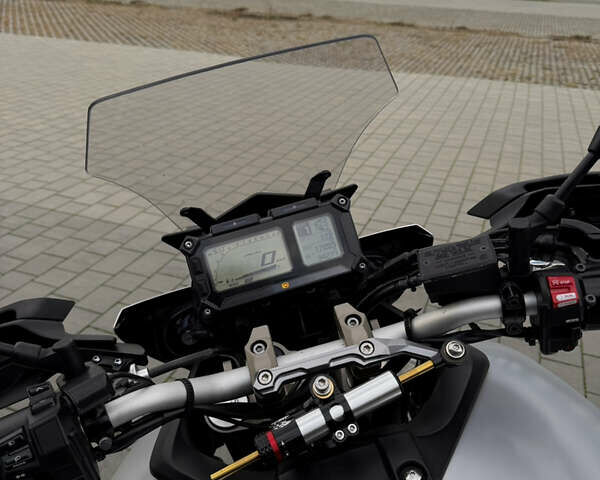 Ямаха MT-09, объемом двигателя 0.85 л и пробегом 34 тыс. км за 9000 $, фото 8 на Automoto.ua