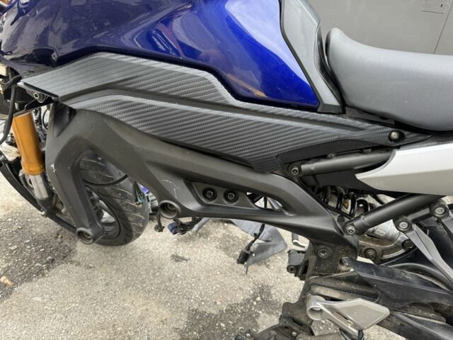 Ямаха MT-09, объемом двигателя 0.9 л и пробегом 0 тыс. км за 1100 $, фото 12 на Automoto.ua