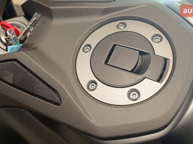 Ямаха MT-09, об'ємом двигуна 0.89 л та пробігом 0 тис. км за 14041 $, фото 21 на Automoto.ua