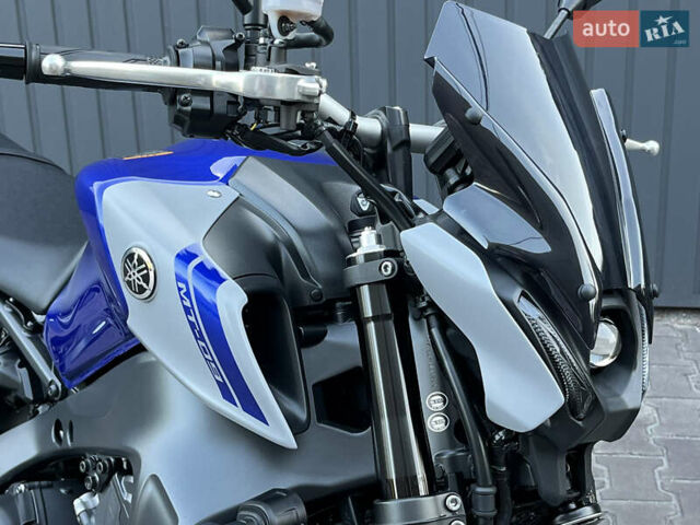 Синий Ямаха MT-09, объемом двигателя 0.85 л и пробегом 8 тыс. км за 11000 $, фото 6 на Automoto.ua