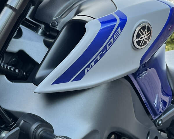 Синий Ямаха MT-09, объемом двигателя 0.85 л и пробегом 8 тыс. км за 11000 $, фото 28 на Automoto.ua