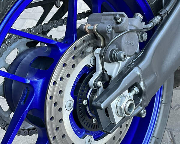 Синий Ямаха MT-09, объемом двигателя 0.85 л и пробегом 8 тыс. км за 11000 $, фото 17 на Automoto.ua