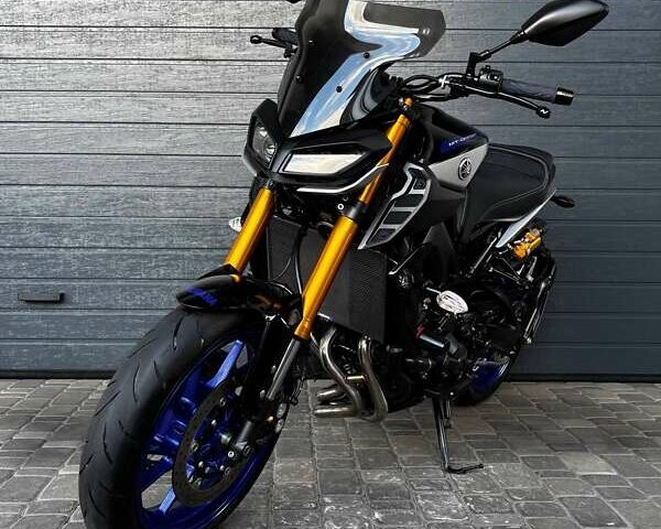 Черный Ямаха MT-09 SP, объемом двигателя 0.85 л и пробегом 15 тыс. км за 10400 $, фото 2 на Automoto.ua