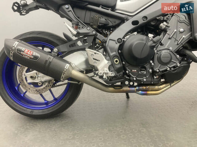 Черный Ямаха MT-09 SP, объемом двигателя 0.89 л и пробегом 4 тыс. км за 12990 $, фото 6 на Automoto.ua