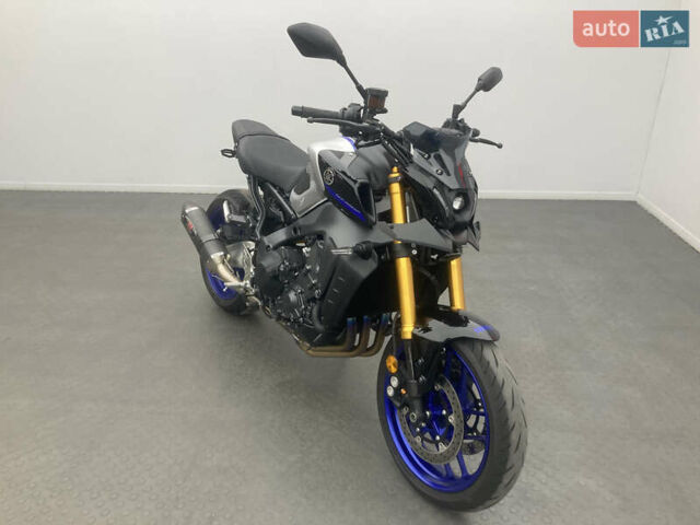 Черный Ямаха MT-09 SP, объемом двигателя 0.89 л и пробегом 4 тыс. км за 12990 $, фото 5 на Automoto.ua