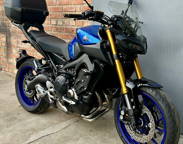 Ямаха MT-09 SP, об'ємом двигуна 0.9 л та пробігом 13 тис. км за 10400 $, фото 1 на Automoto.ua