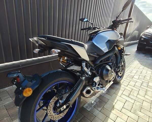 Ямаха MT-09 SP 2018 в Буче на Automoto.ua Ямаха MT-09 SP, объемом двигателя 0.9 л и пробегом 1 тыс. км за 10500 $, фото 4 на Automoto.ua