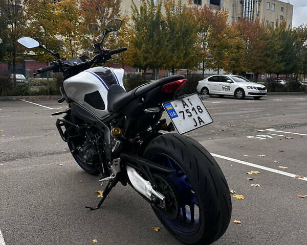 Ямаха MT-09 SP, объемом двигателя 0.9 л и пробегом 14 тыс. км за 13700 $, фото 6 на Automoto.ua