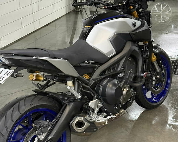 Сірий Ямаха MT-09 SP, об'ємом двигуна 0.85 л та пробігом 8 тис. км за 9500 $, фото 10 на Automoto.ua