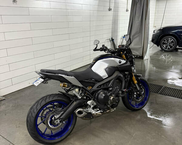 Сірий Ямаха MT-09 SP, об'ємом двигуна 0.85 л та пробігом 8 тис. км за 9500 $, фото 9 на Automoto.ua