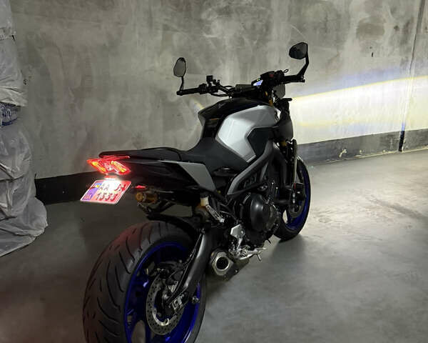 Сірий Ямаха MT-09 SP, об'ємом двигуна 0.85 л та пробігом 8 тис. км за 9500 $, фото 21 на Automoto.ua
