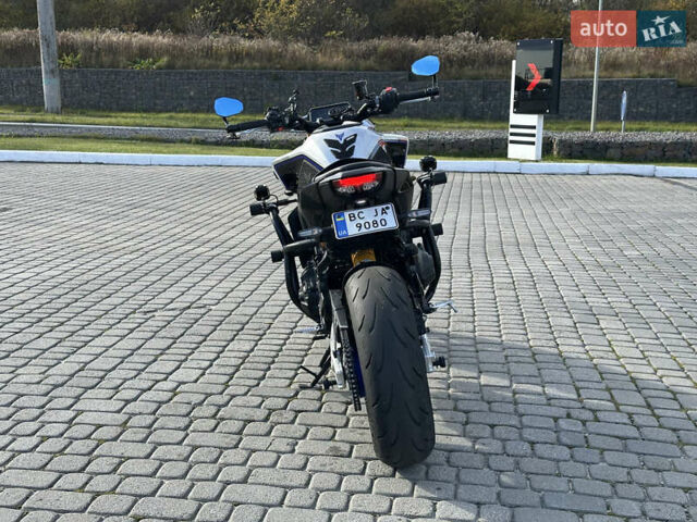 Сірий Ямаха MT-09 SP, об'ємом двигуна 0.89 л та пробігом 8 тис. км за 14500 $, фото 2 на Automoto.ua