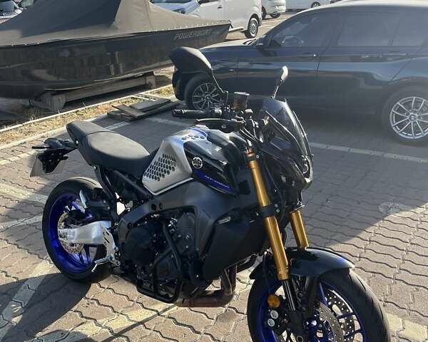 Сірий Ямаха MT-09 SP, об'ємом двигуна 0.89 л та пробігом 4 тис. км за 14999 $, фото 1 на Automoto.ua