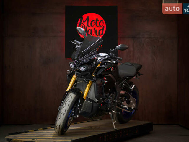 Ямаха MT-10, об'ємом двигуна 1 л та пробігом 19 тис. км за 17500 $, фото 2 на Automoto.ua