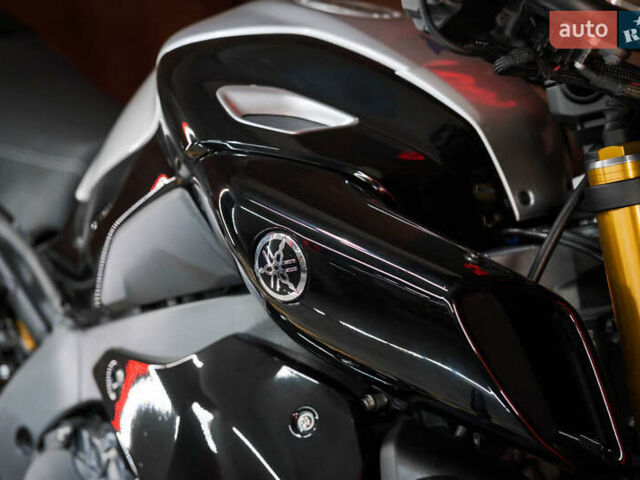 Ямаха MT-10, об'ємом двигуна 1 л та пробігом 19 тис. км за 17500 $, фото 7 на Automoto.ua